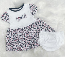 Load image into Gallery viewer, Pex Daisie Dress
