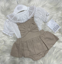 Load image into Gallery viewer, Pex Beige Bow Set - 6M
