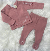 Load image into Gallery viewer, Rose Pink Embroidered Two Piece Knitted Set
