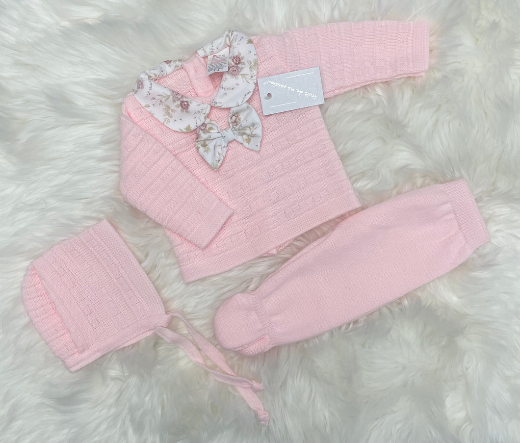 Newborn 3 Piece Knitted Set - pink