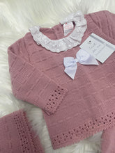 Load image into Gallery viewer, Newborn Knitted 3 Piece Set - dusky pink
