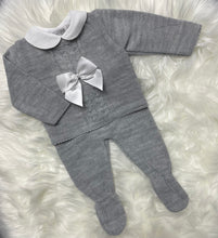 Load image into Gallery viewer, Unisex Grey Bow Knitted Two Piece

